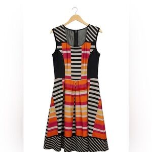 NY Collection Size Medium Orange/Black Patterned Flared Summer Sleeveles Dress